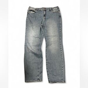Stylish Straight Leg Jeans